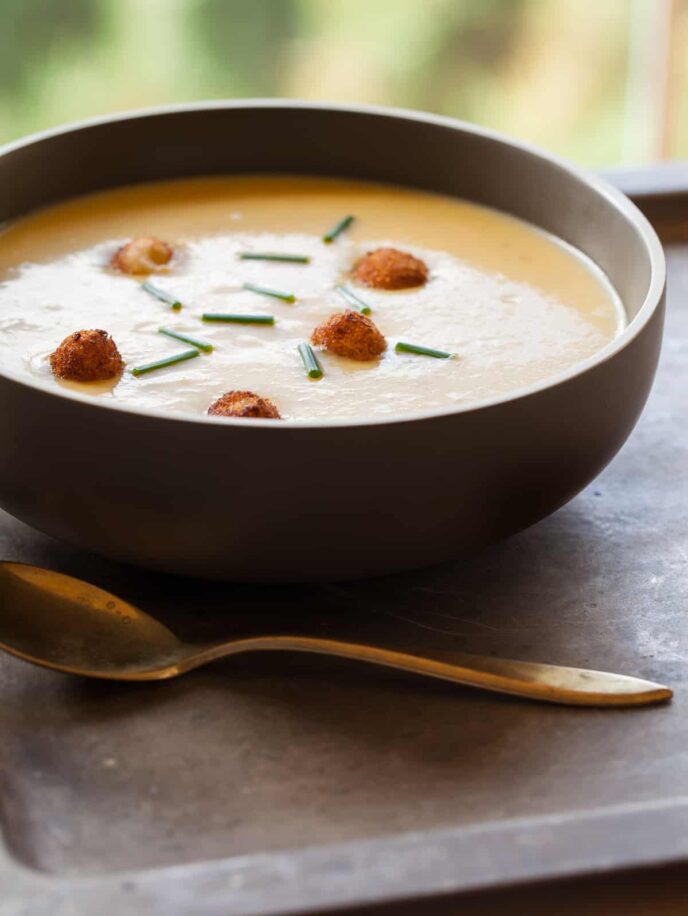 A recipe for Curried Butternut Squash Soup.