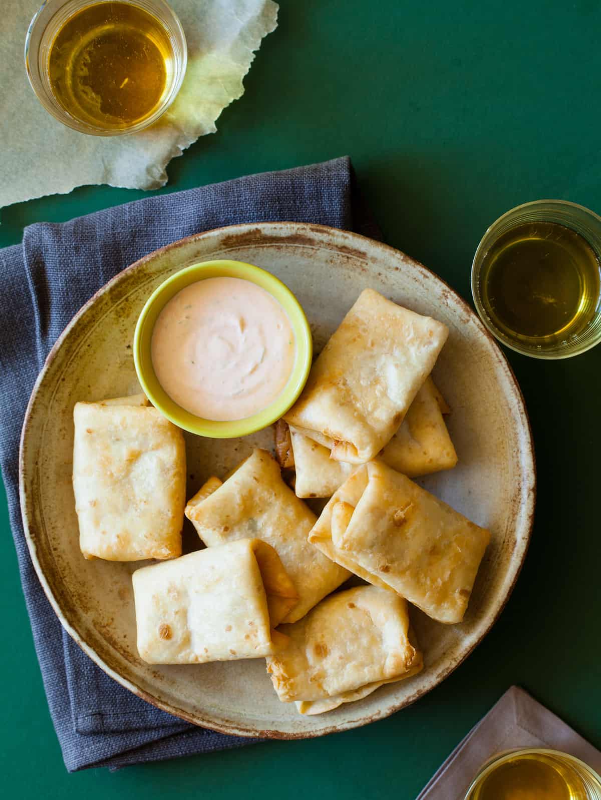 Chimichangas, quick and easy recipe to make at home 