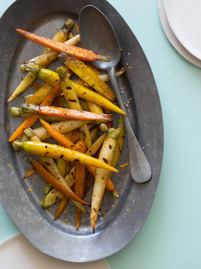 A great side dish recipe for Balsamic Grilled Baby Carrots.