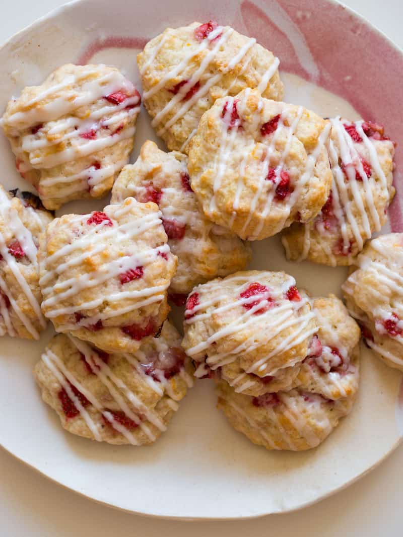 A close up of strawberry shortcake cookies.