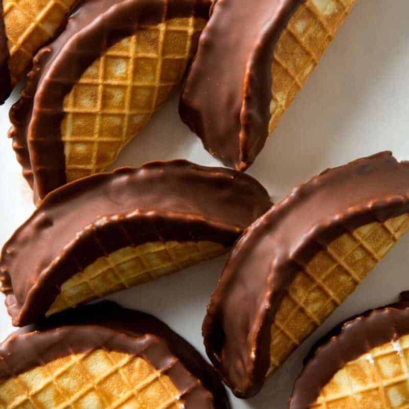 A close up of mini chocolate tacos.
