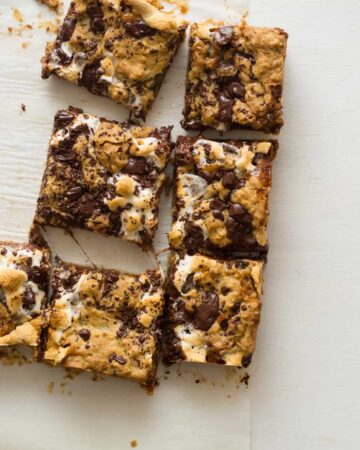 Sliced oatmeal s'mores bars.