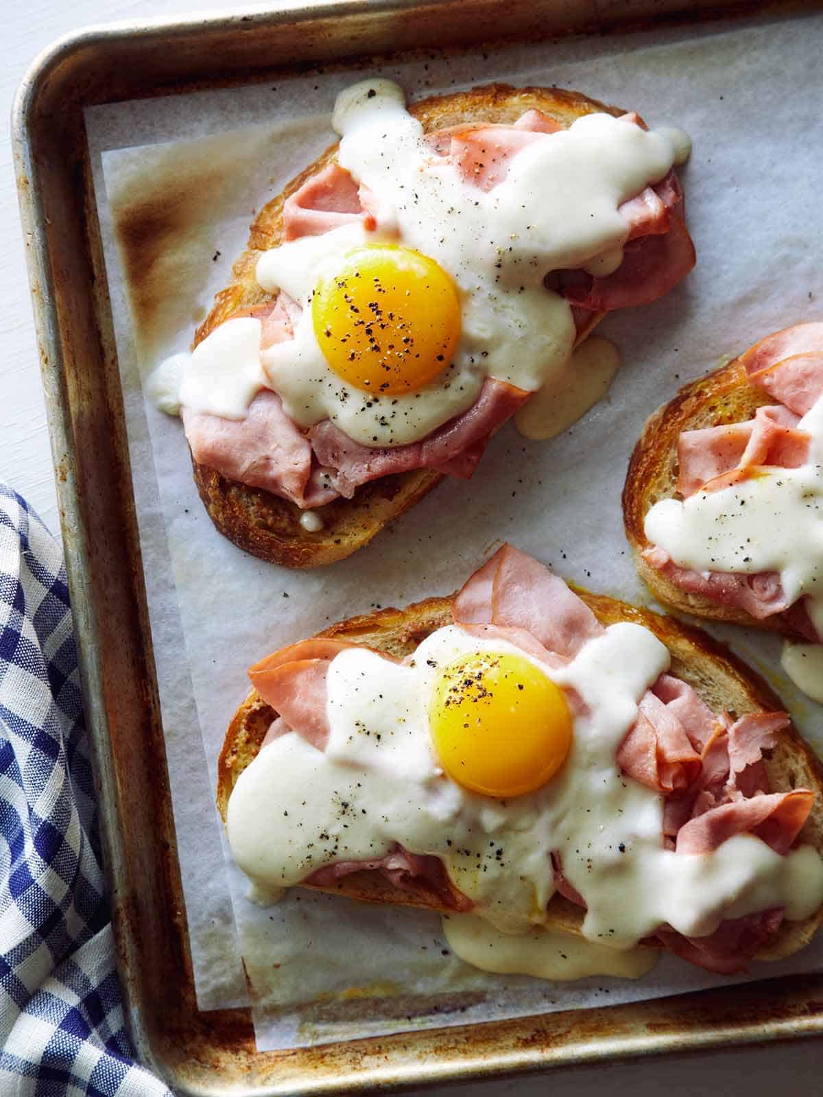 Croque Monsieur vs. Croque Madame: What's the Difference?