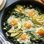 A skillet of green shakshuka.