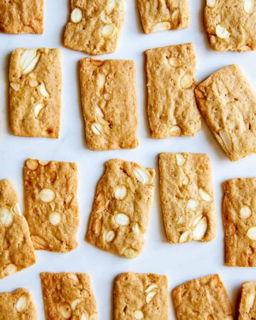 Pain d'amande cookies.