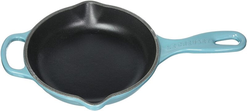 A small le creuset skillet to make this recipe.