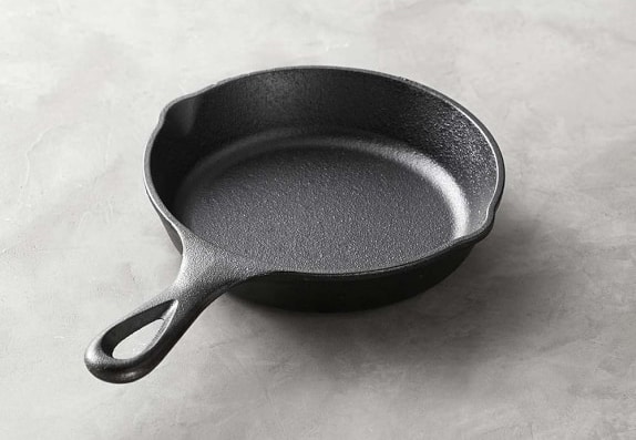An image of a lodge cast iron skillet that is the perfect size for this recipe.
