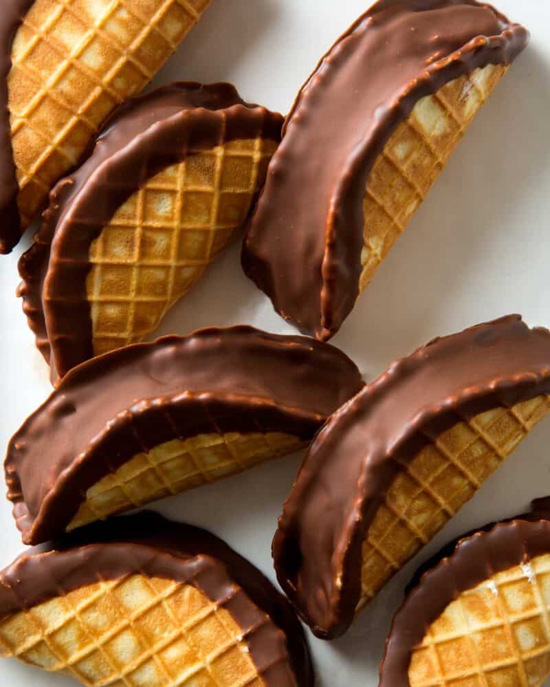 A close up of mini chocolate tacos.