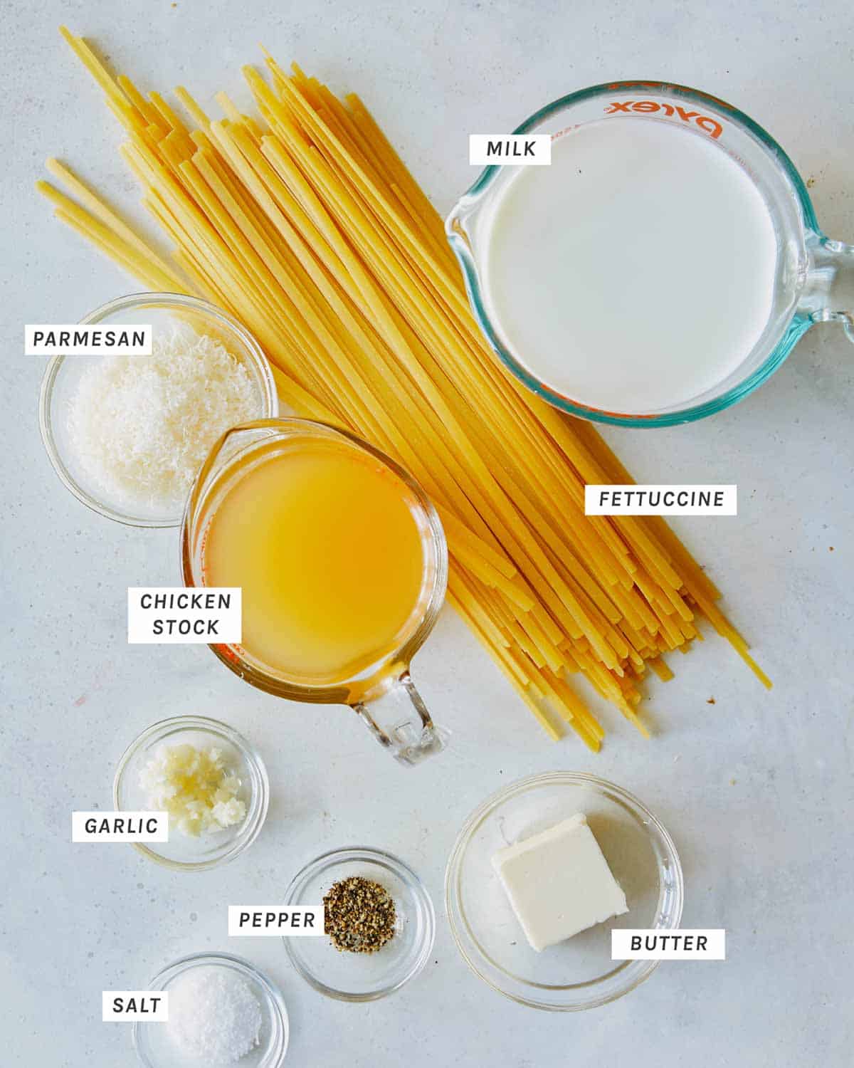 Ingredients in our One Pot Fettuccine Alfredo recipe.