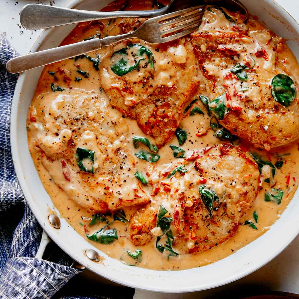 Creamy Tuscan Chicken - Spoon Fork Bacon