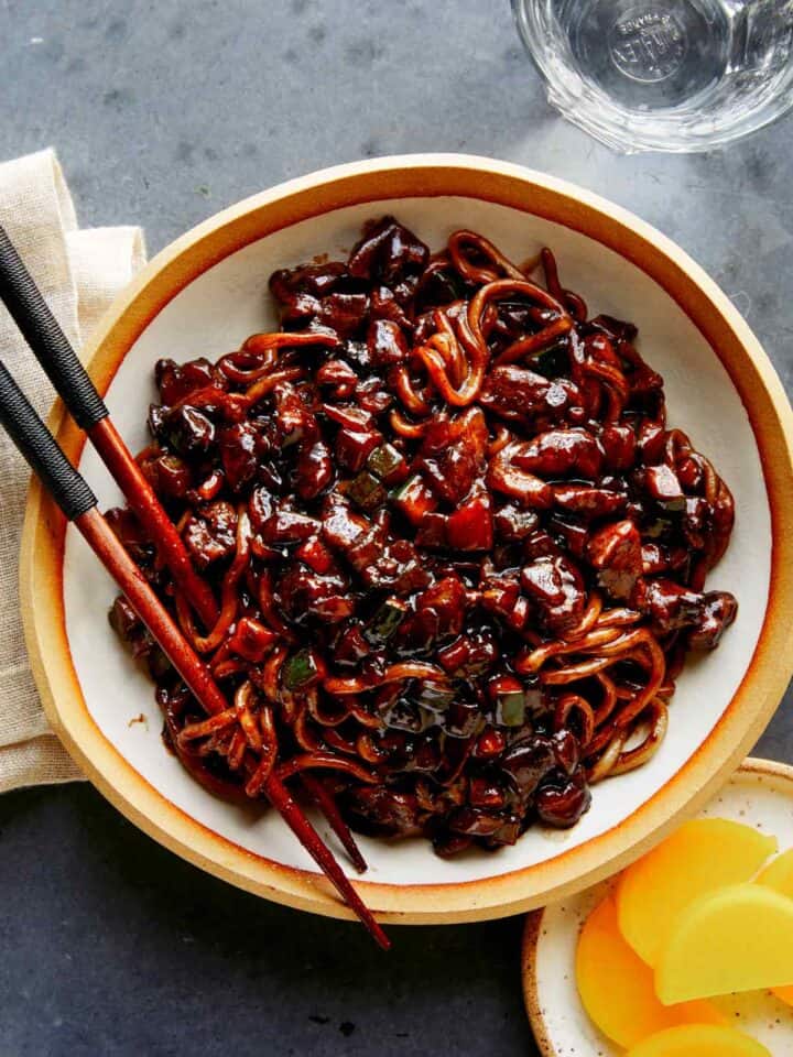 Jajangmyeon recipe in a bowl with chopsticks.