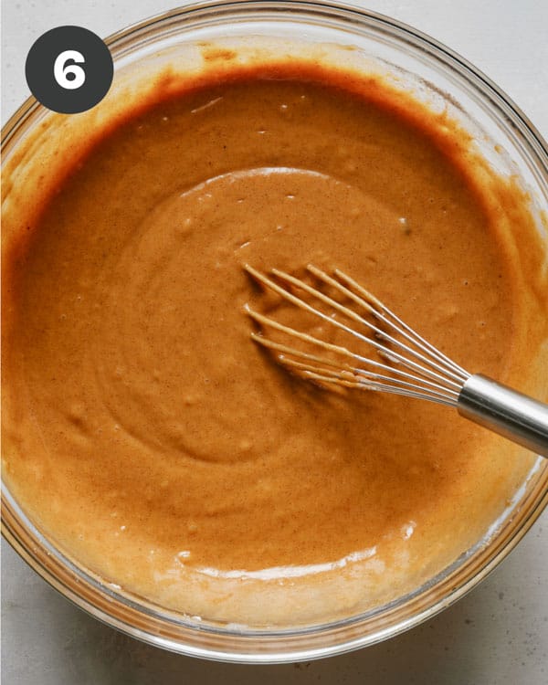Pumpkin bars batter in a glass bowl.