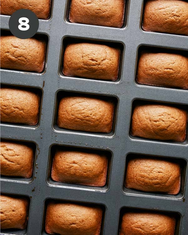 Pumpkin bars baked.