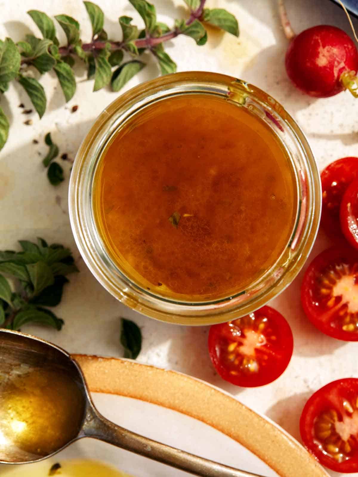 Red wine vinaigrette recipe in a jar.
