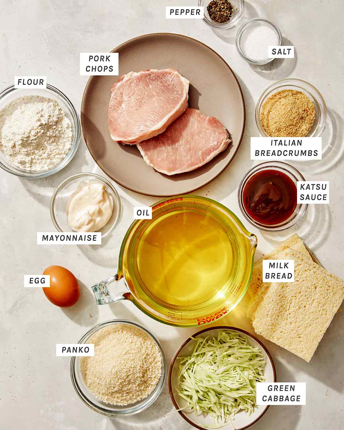 Ingredientai kiaulienos katsu sumuštiniams gaminti.