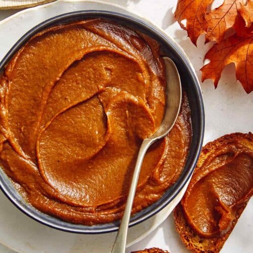 A sweet pumpkin butter recipe in a bowl and smeared on toast.