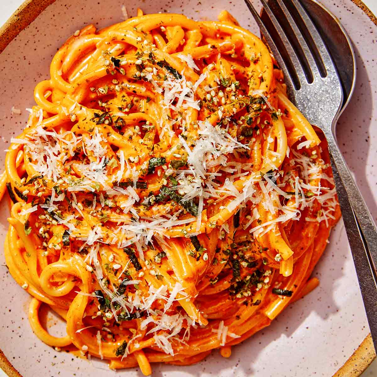 Nugget sales incolor pasta
