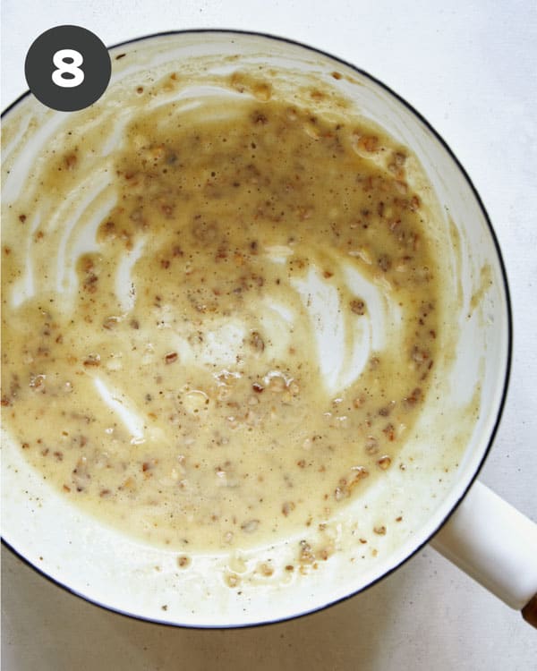 Making gravy in a skillet for roast beef.