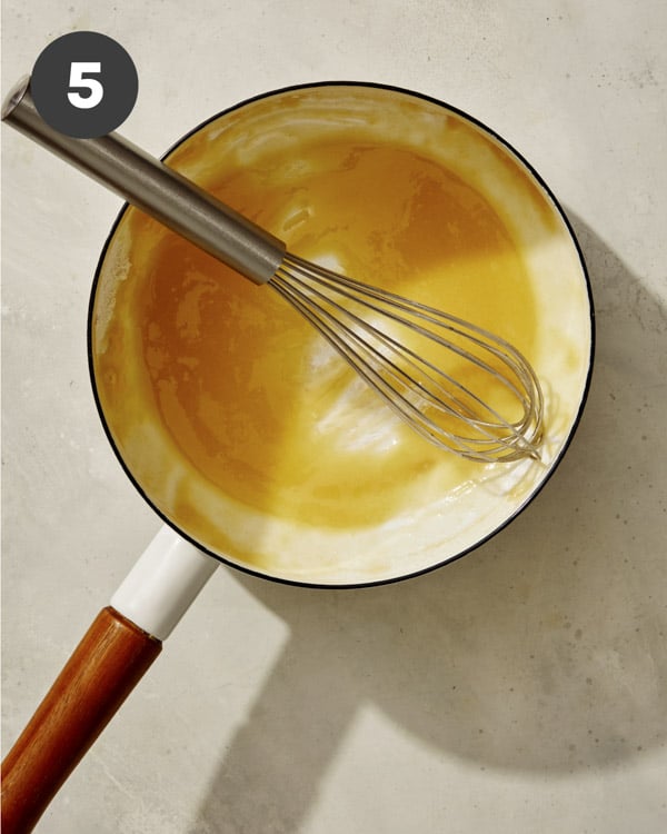 Gravy being made in a pot. 