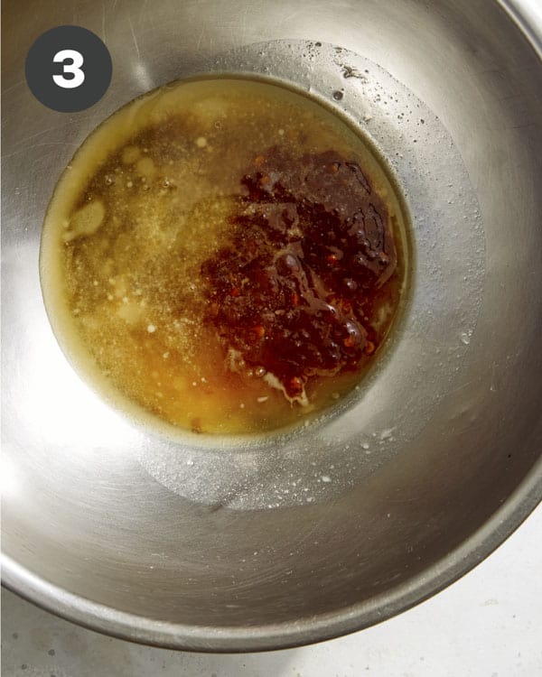 Honey butter sauce for chicken wings.