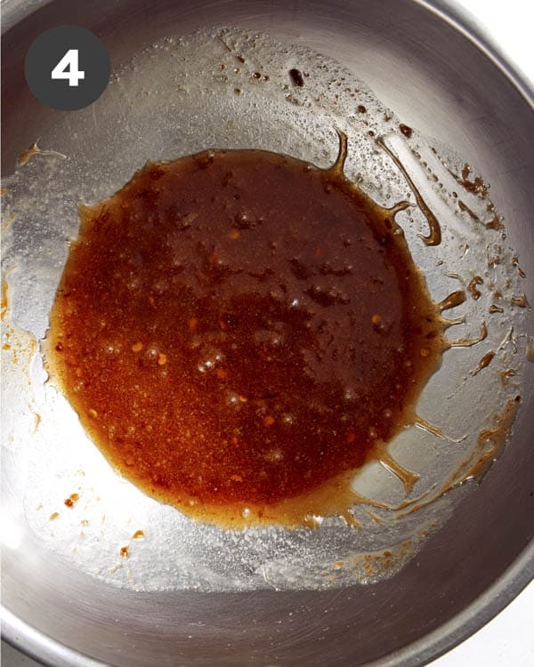 Honey butter spicy sauce for chicken wings. 