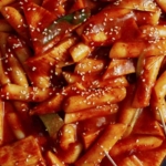 Tteokbokki recipe on a platter.