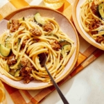 Two bowls of one pot pasta recipe.