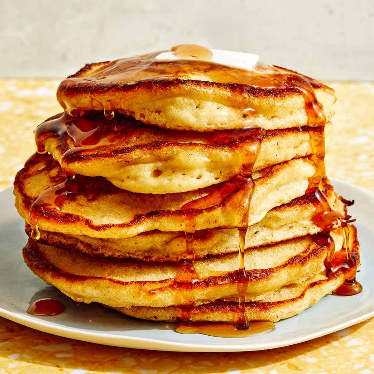 Best Buttermilk Pancakes Recipe with Crispy Edges