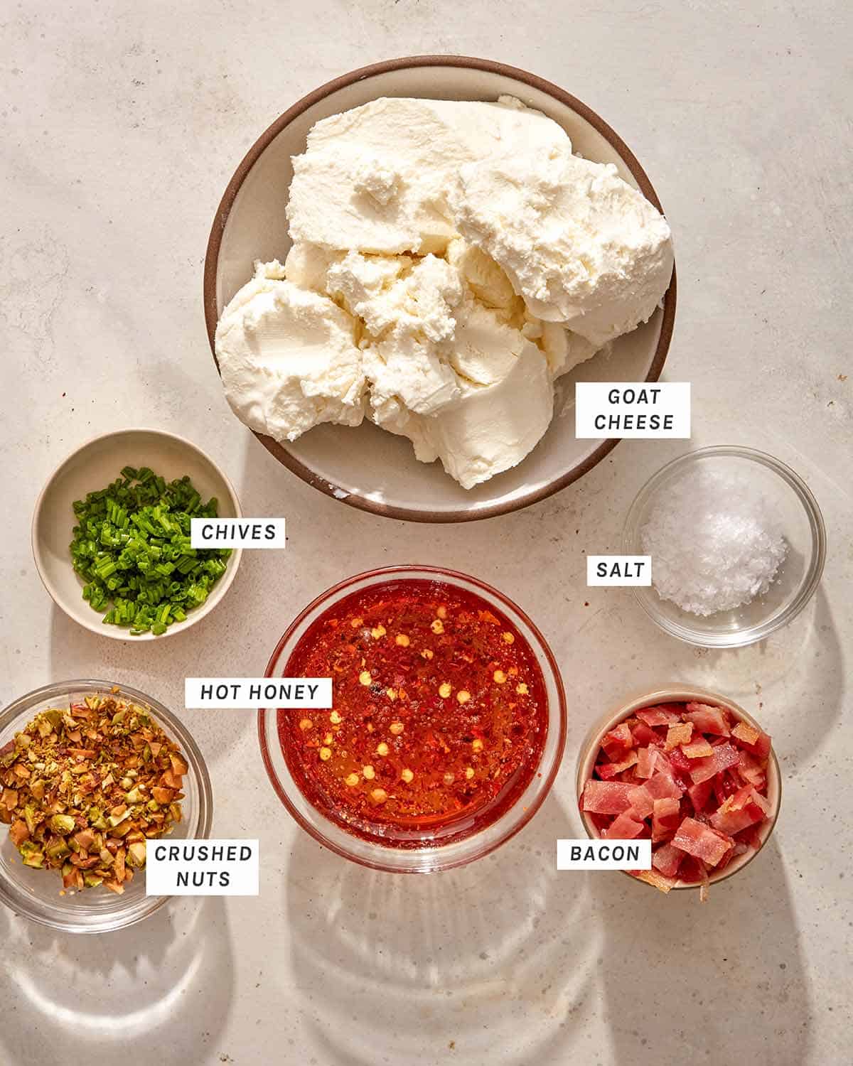 Ingredients to make whipped goat cheese. 