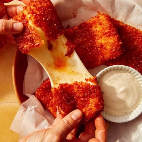 Chilis Mozzarella Sticks copy cat recipe with ranch on the side.